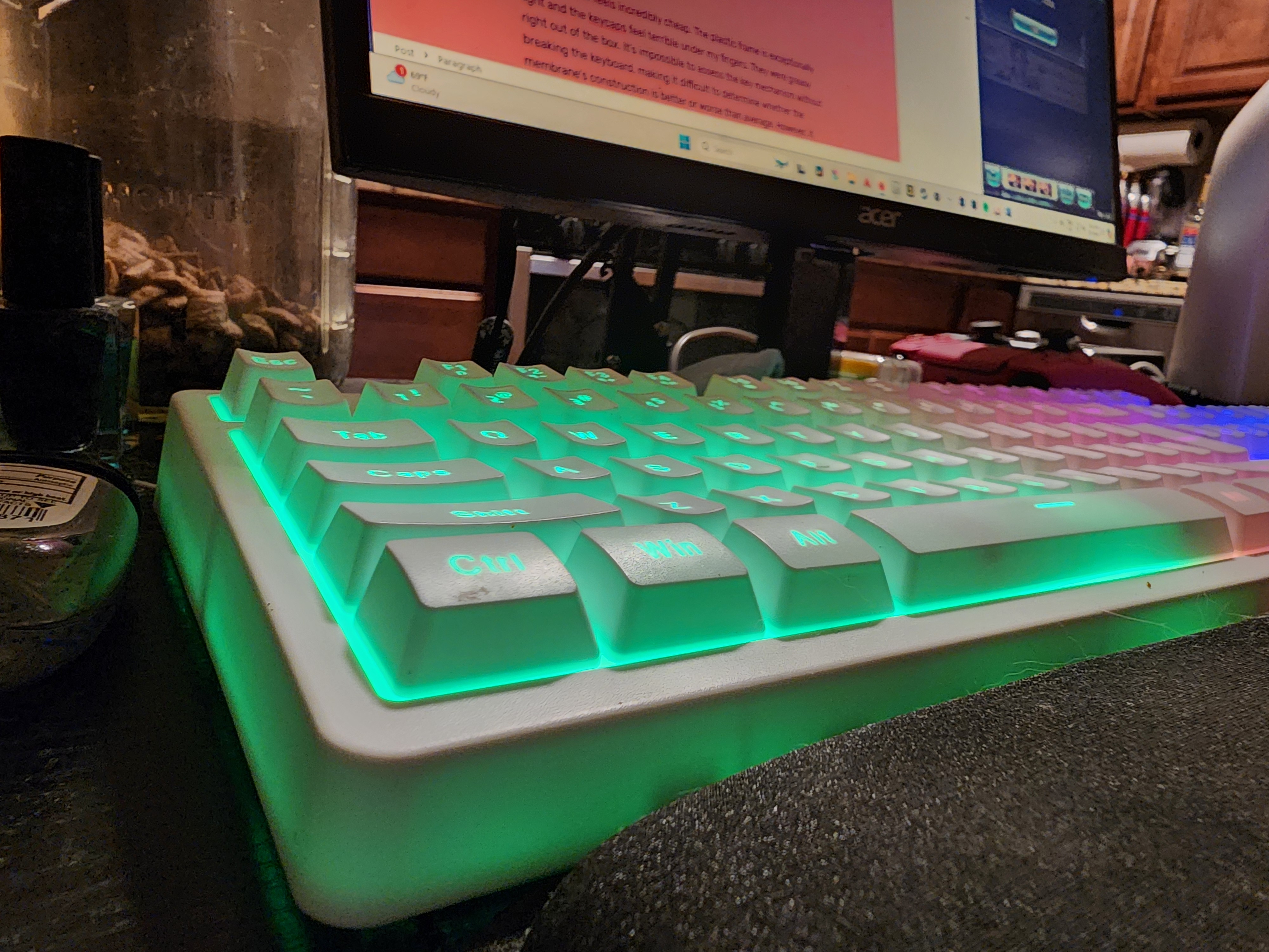 An image of the west side of a HUO JI Mechanical-Feeling Keyboard.